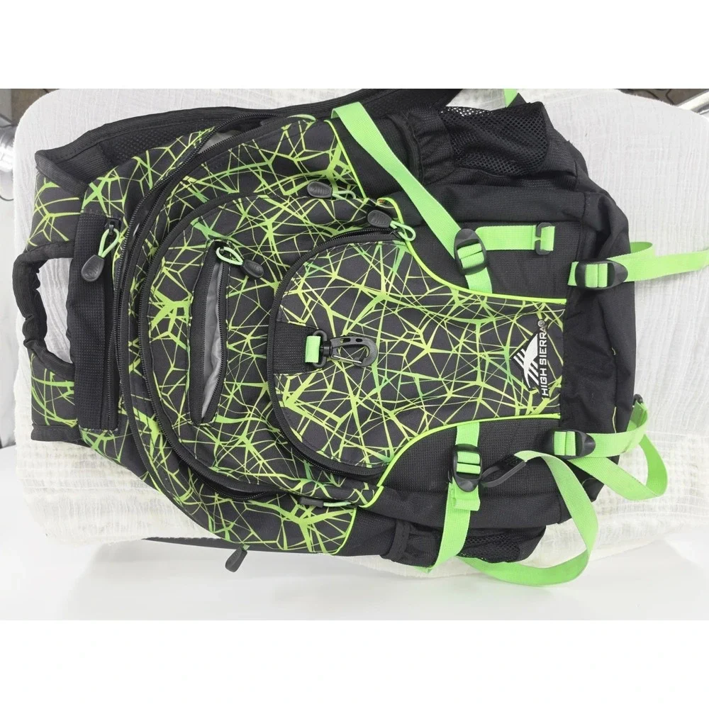 High Sierra Swerve 17 Computer Laptop Backpack Black Green Logo New 19X13
